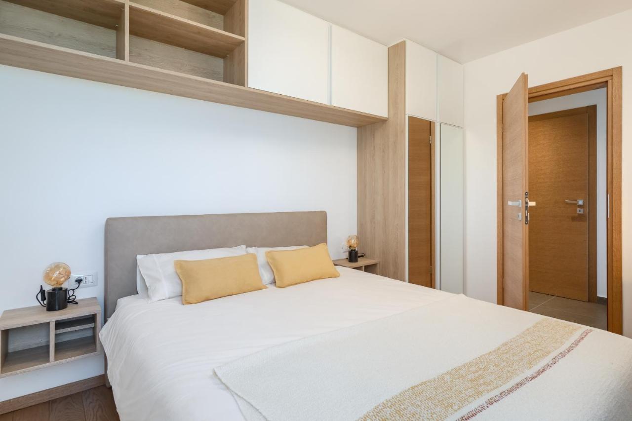 Royal Hilltop Residence Labin  Exterior photo